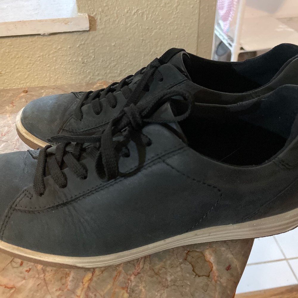 Ecco sneakers